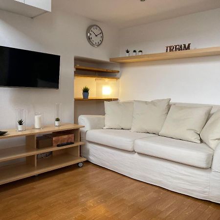 Lafilo Apartment 3 Milan Luaran gambar